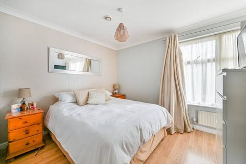 2 bedroom flat to rent, Kingston Hill, Kingston, Kingston upon Thames, KT2