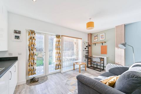 undefined, Breakspear Gardens, Colliers Wood, LONDON, SW19