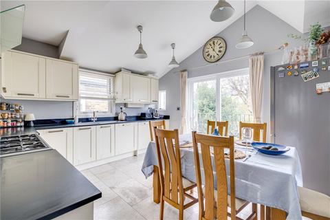 3 bedroom apartment for sale, Trentham Street, London, SW18