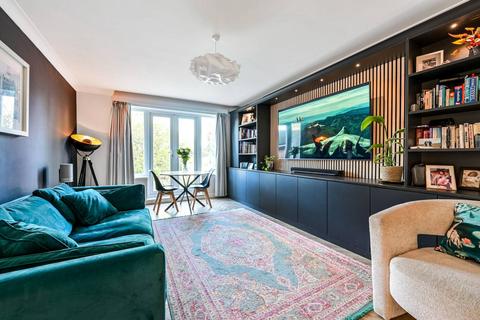 undefined, Berkeley Court, Guildford, GU1