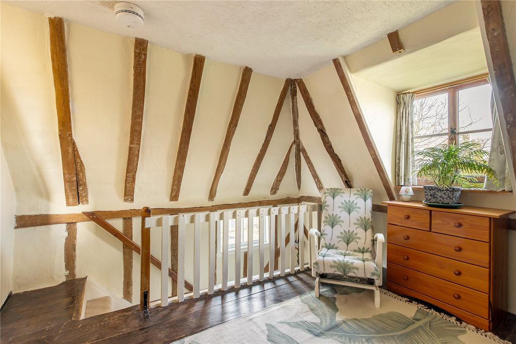 Dressing Room/Bed 4