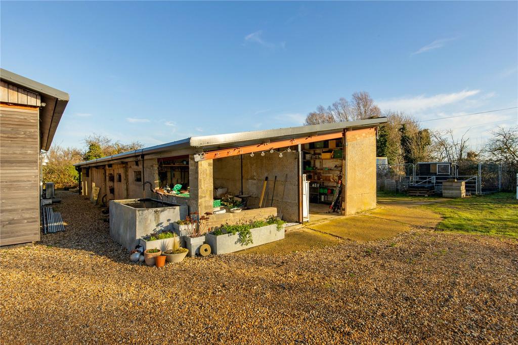 Outbuilding