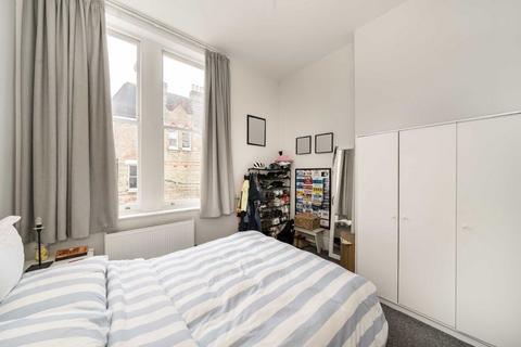 2 bedroom flat to rent, Ostade Road, London SW2