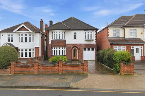 5 bedroom detached house for sale, Claremont Gardens, Upminster RM14