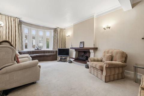 undefined, Claremont Gardens, Upminster RM14