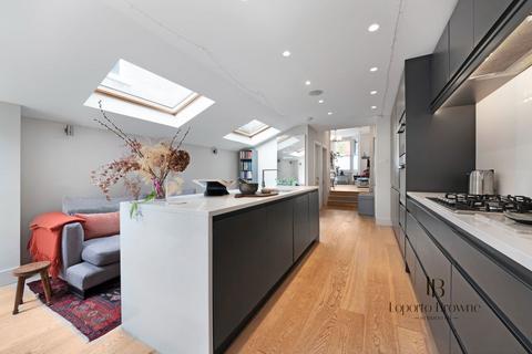 3 bedroom terraced house for sale, Napier Road, NW10