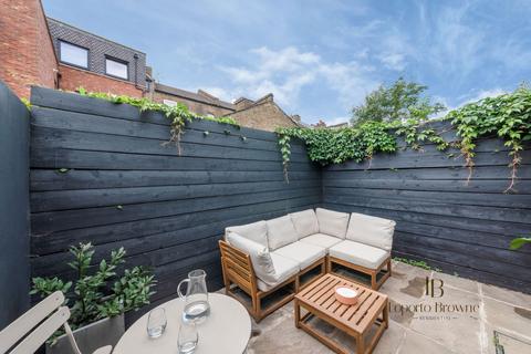 3 bedroom terraced house for sale, Napier Road, NW10