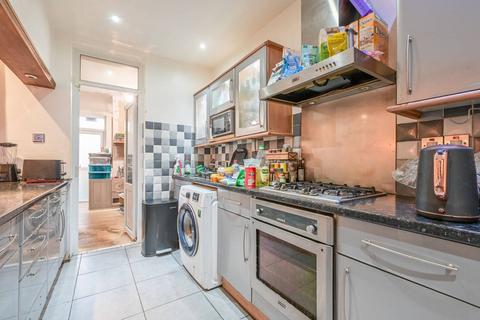 3 bedroom terraced house for sale, Landseer Avenue, Manor Park, London, E12