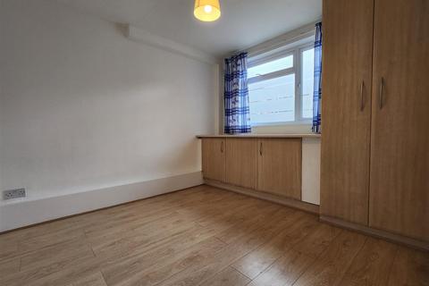 1 bedroom house for sale, Usher Road, London