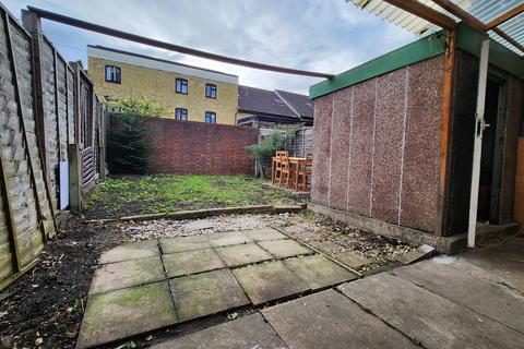1 bedroom house for sale, Usher Road, London