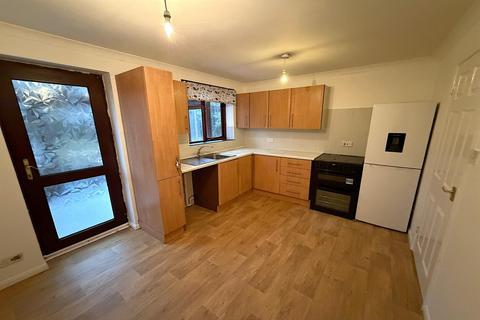 2 bedroom house to rent, Greengate Road, Sheffield