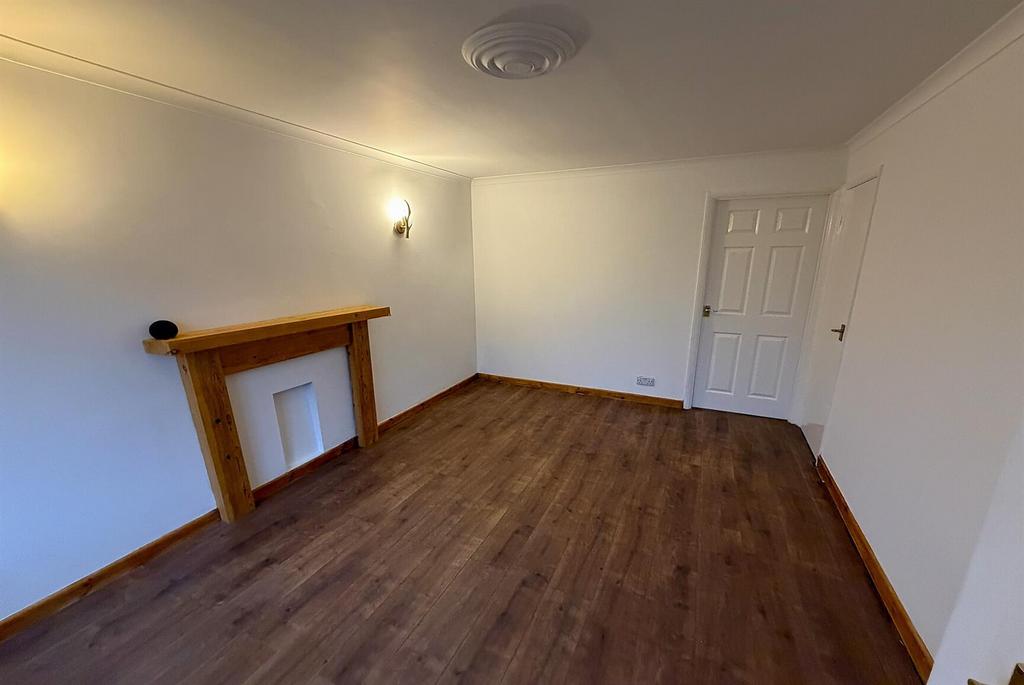 Livingroom.jpg