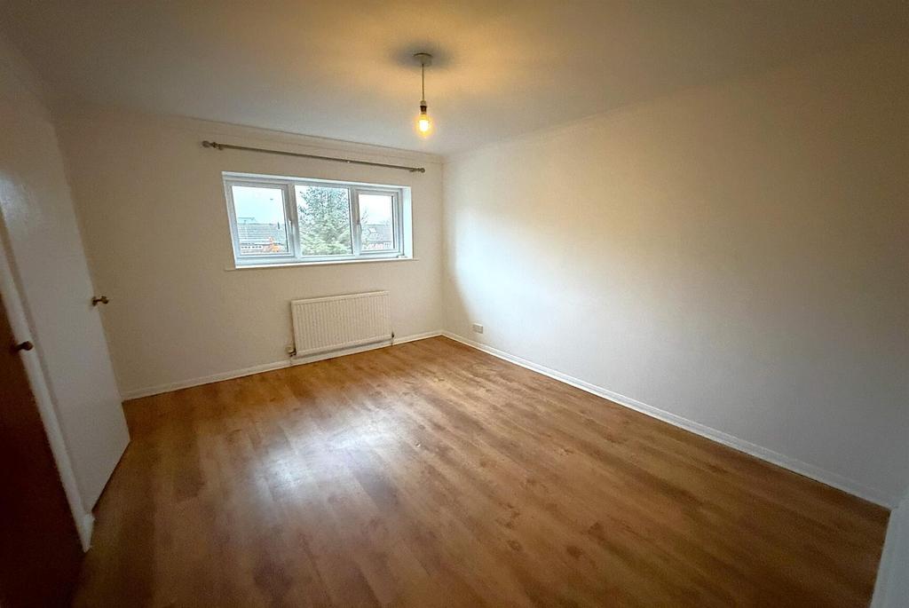 Bedroom 1 2nd.jpg