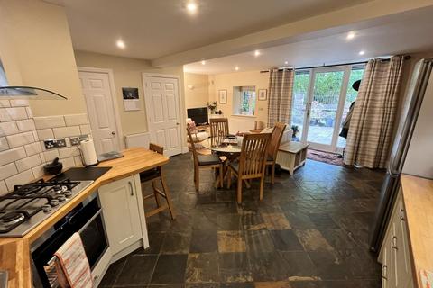undefined, Dan Y Bont, Gilwern, Abergavenny, NP7