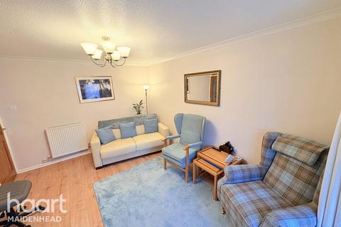 2 bedroom bungalow for sale, Somersby Crescent, Maidenhead