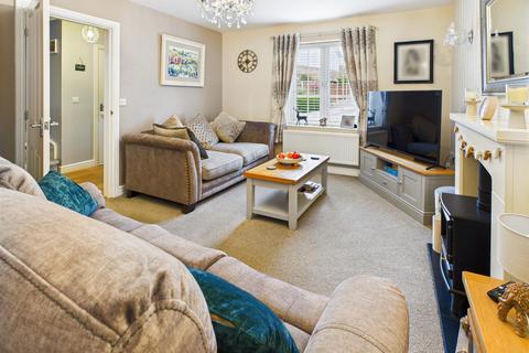 4 bedroom detached house for sale, Maes Y Dderwen, Llanfyllin