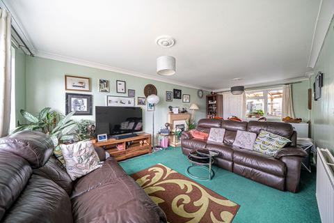 undefined, Mann Close, Whitchurch, RG28 7LB
