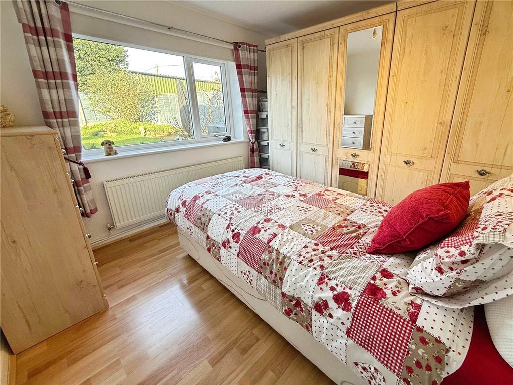 Bedrom 2