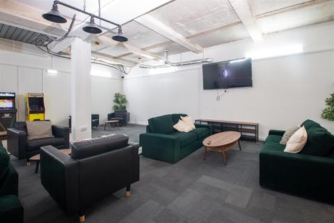 undefined, 17 Capital Drive, Milton Keynes MK14
