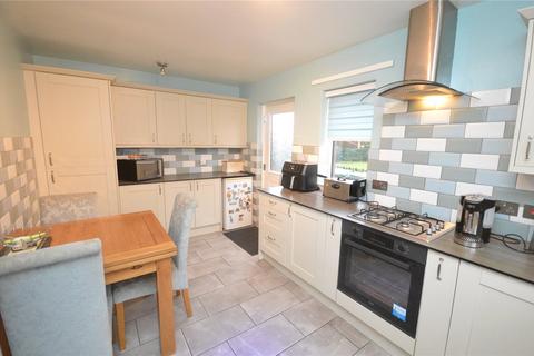 3 bedroom semi-detached house for sale, Lingwell Court, Middleton, Leeds