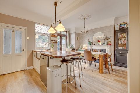 undefined, Southview Drive, Westcliff-on-sea, SS0