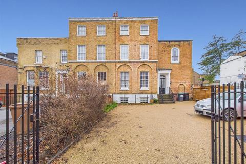 1 bedroom flat for sale, Bruce Grove, London