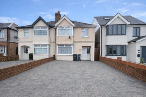 undefined, Harlington Road West, Greater London TW14