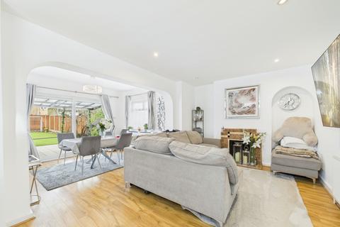 undefined, The Fairway, Ruislip, HA4