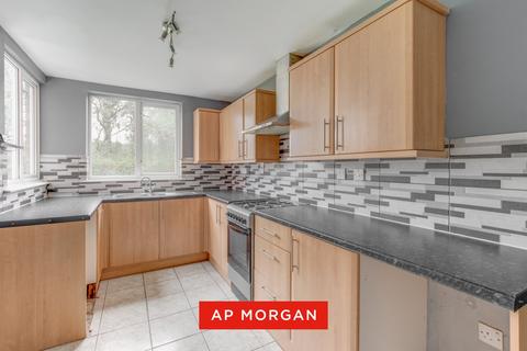 undefined, Kilpeck Close, Winyates East, Redditch, B98