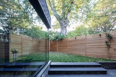 4 bedroom terraced house for sale, Savoy Mews, Clapham, London, SW9