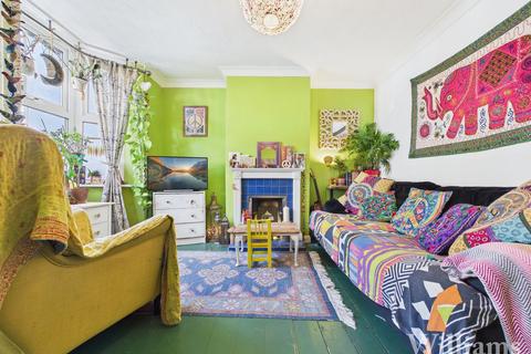 2 bedroom terraced house for sale, Albert Street, Aylesbury HP20