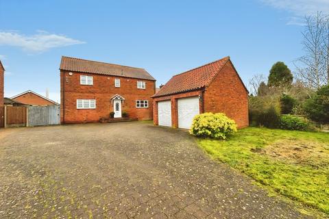 4 bedroom detached house for sale, Meadow View