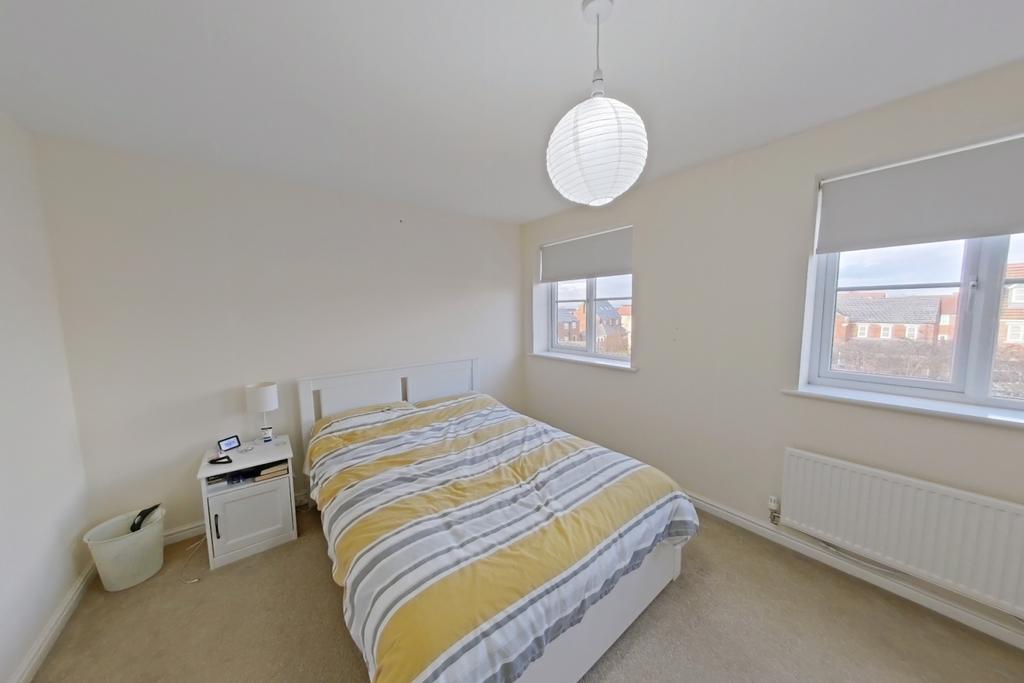 Bedroom 1 P1