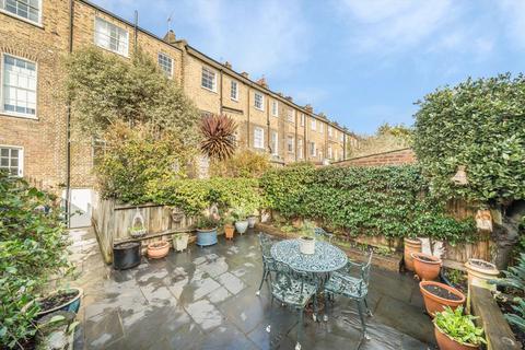 2 bedroom flat for sale, Offord Road, London N1