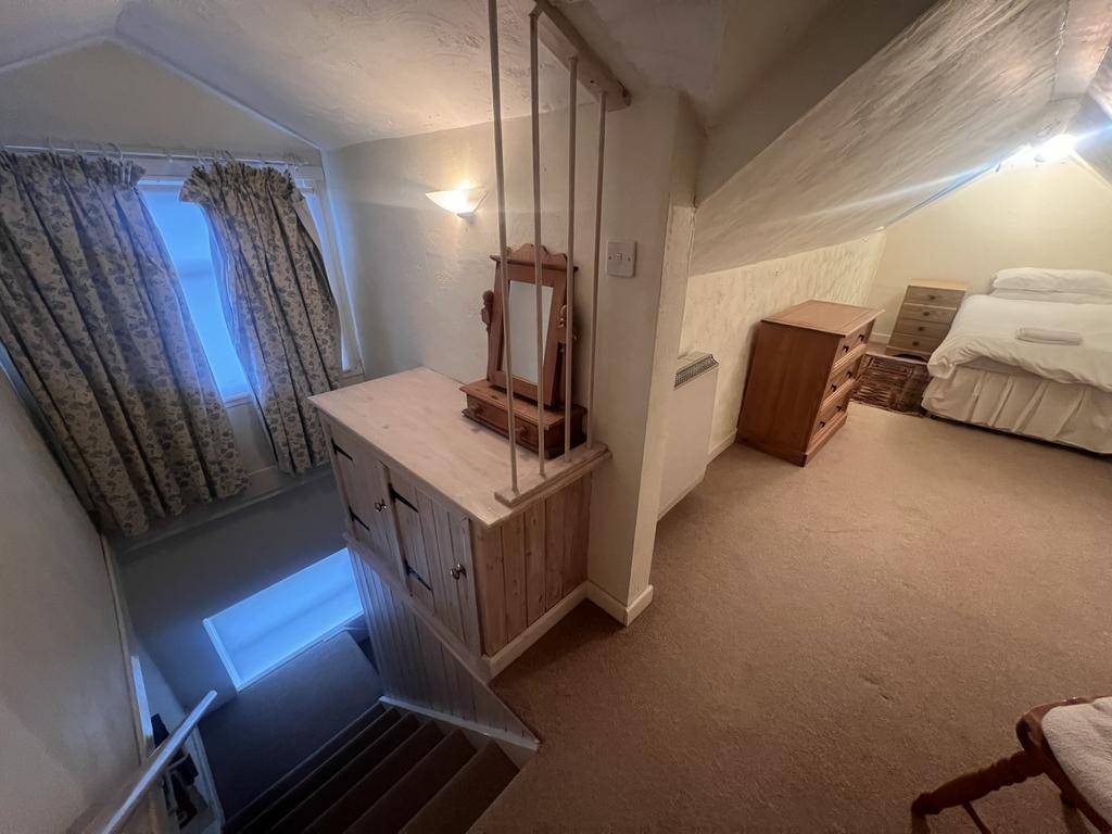 Loft Room / Bedroom 2