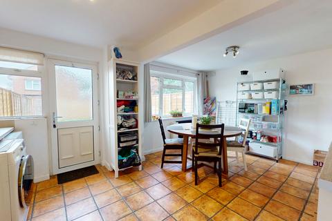 3 bedroom terraced house for sale, Caernarvon Road, Cheltenham