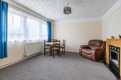 2 bedroom flat for sale, Shirehampton, Bristol BS11