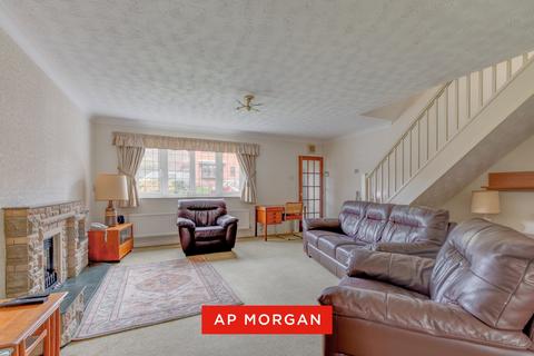 undefined, Batsford Close, Wirehill, Redditch, B98