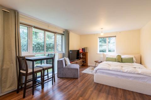 undefined, Eglington Drive, Wainscott, Rochester, Kent, ME3