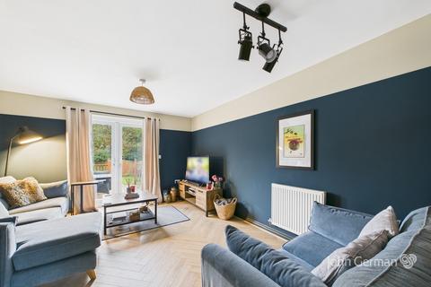 undefined, Rowan Close, Huntington