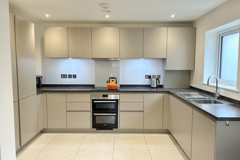 2 bedroom apartment to rent, The Chase, Topsham, Exeter