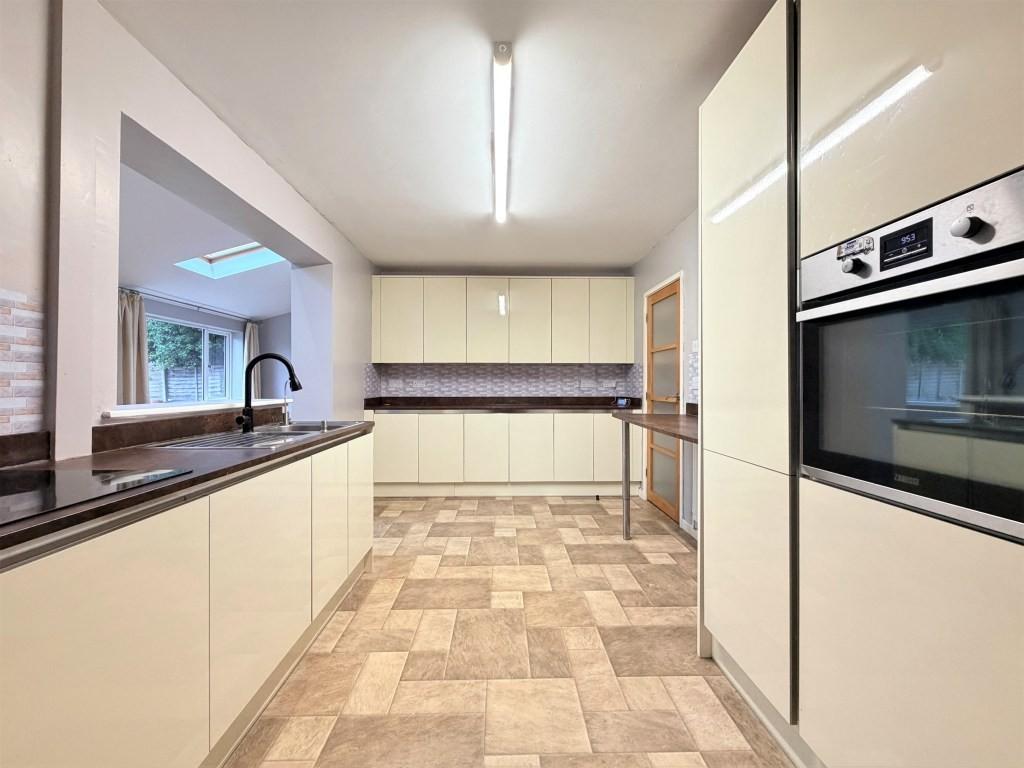 Kitchen1