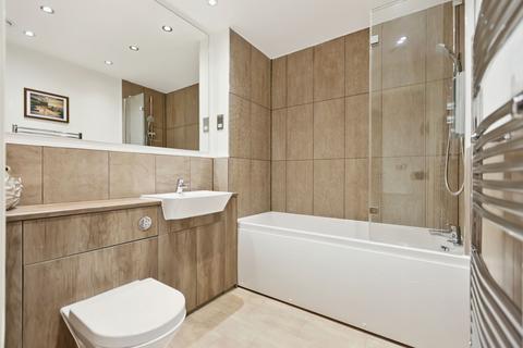 undefined, Hatters Lane, Edinburgh, EH7