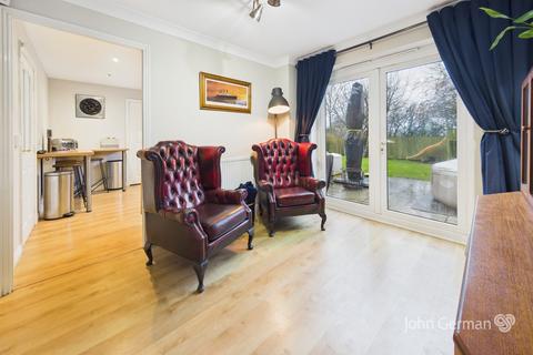 undefined, Demontfort Way, Uttoxeter