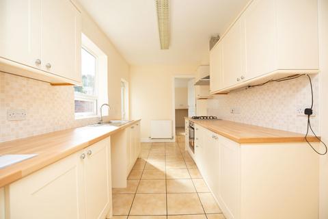 undefined, Birchmoor Road, Birchmoor