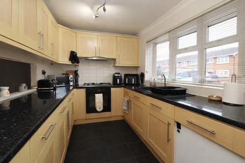 3 bedroom terraced house for sale, Udall Gardens, Romford, RM5