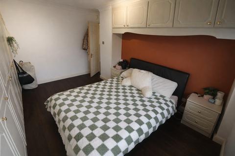3 bedroom terraced house for sale, Udall Gardens, Romford, RM5