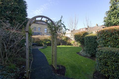 undefined, Chapel Street, Glossop SK13