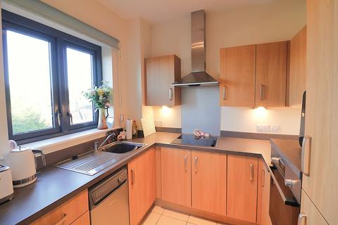 undefined, Chapel Street, Glossop SK13