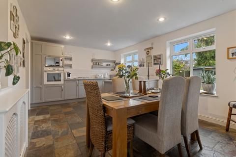 4 bedroom semi-detached house for sale, Worcester WR3
